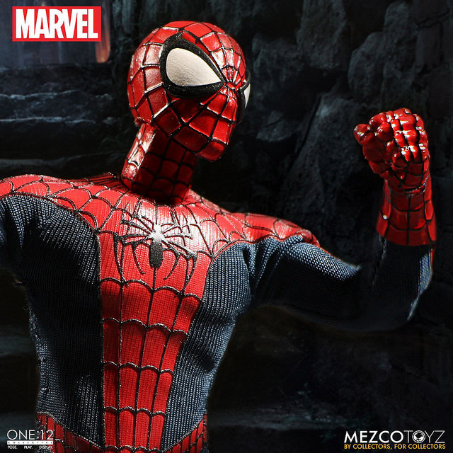 mezco-marvel-spider-man-3